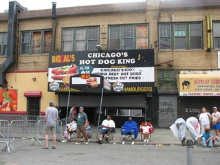 Illustration for article titled Deadspin Classic: Our Visit To The Hot Dog Eating Championships